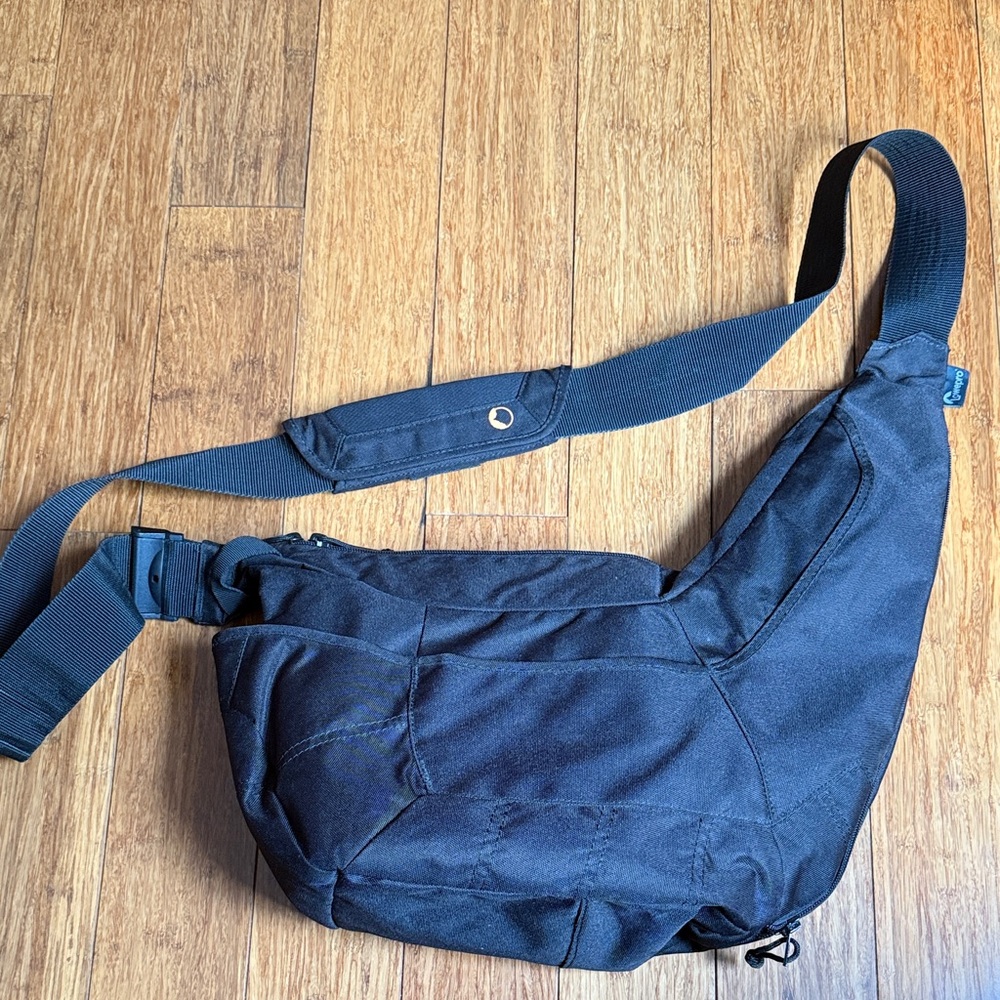 Lowepro Black Camera Sling Bag